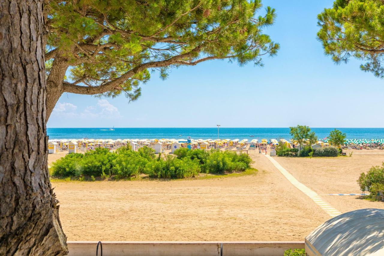 Marina Junior Suite 4 Stelle S Caorle Luaran gambar